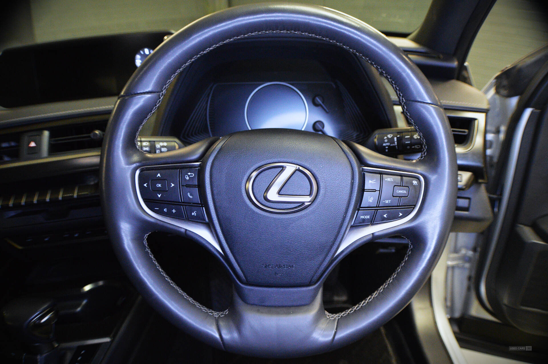 Nov 2019 Lexus UX 250h 2.0 5dr CVT [without Nav]