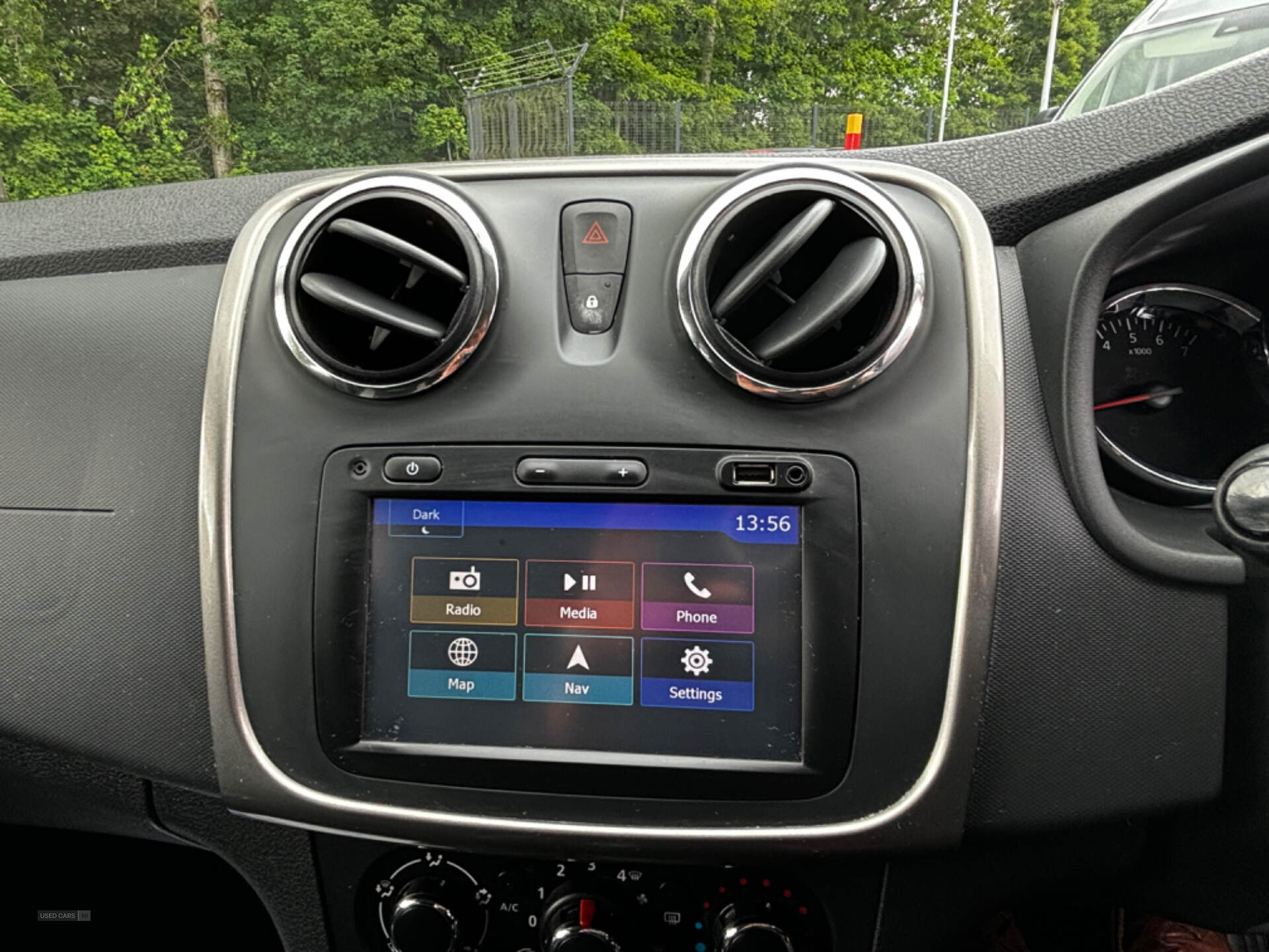 May 2016 Dacia Sandero Stepway 0.9 TCe Laureate 5dr [Start Stop]