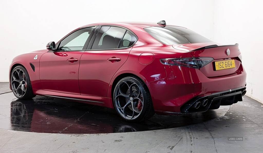 Jun 2024 Alfa Romeo Giulia 2.9 V6 BiTurbo Quadrifoglio 4dr Auto