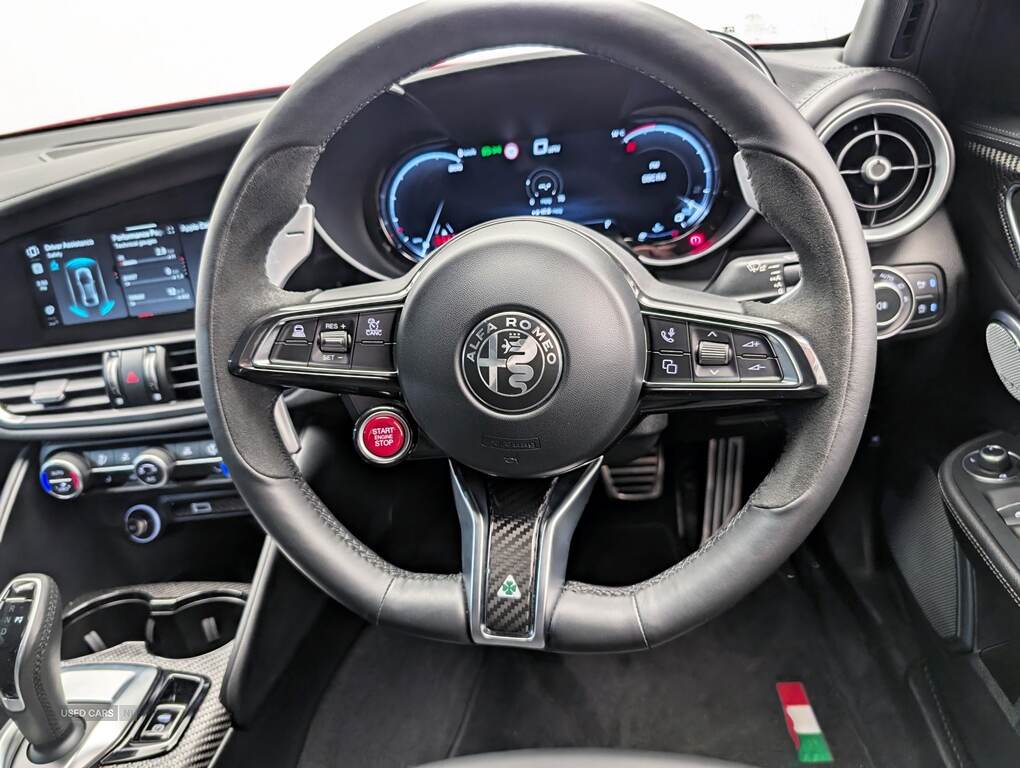 Jun 2024 Alfa Romeo Giulia 2.9 V6 BiTurbo Quadrifoglio 4dr Auto