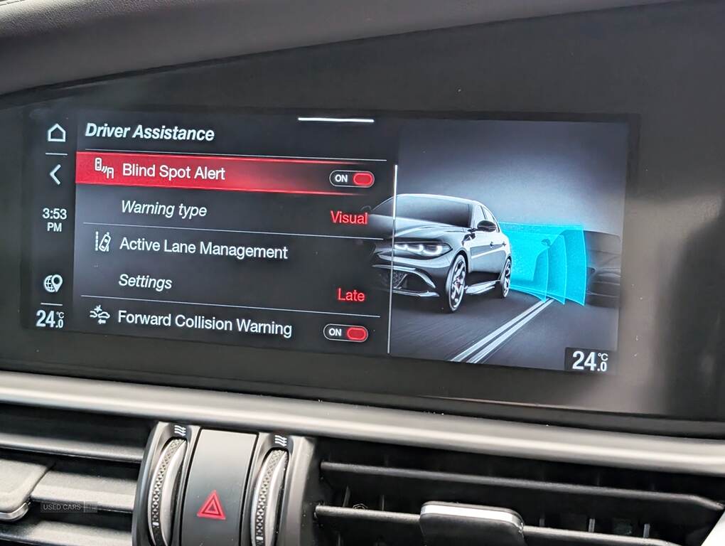 Jun 2024 Alfa Romeo Giulia 2.9 V6 BiTurbo Quadrifoglio 4dr Auto