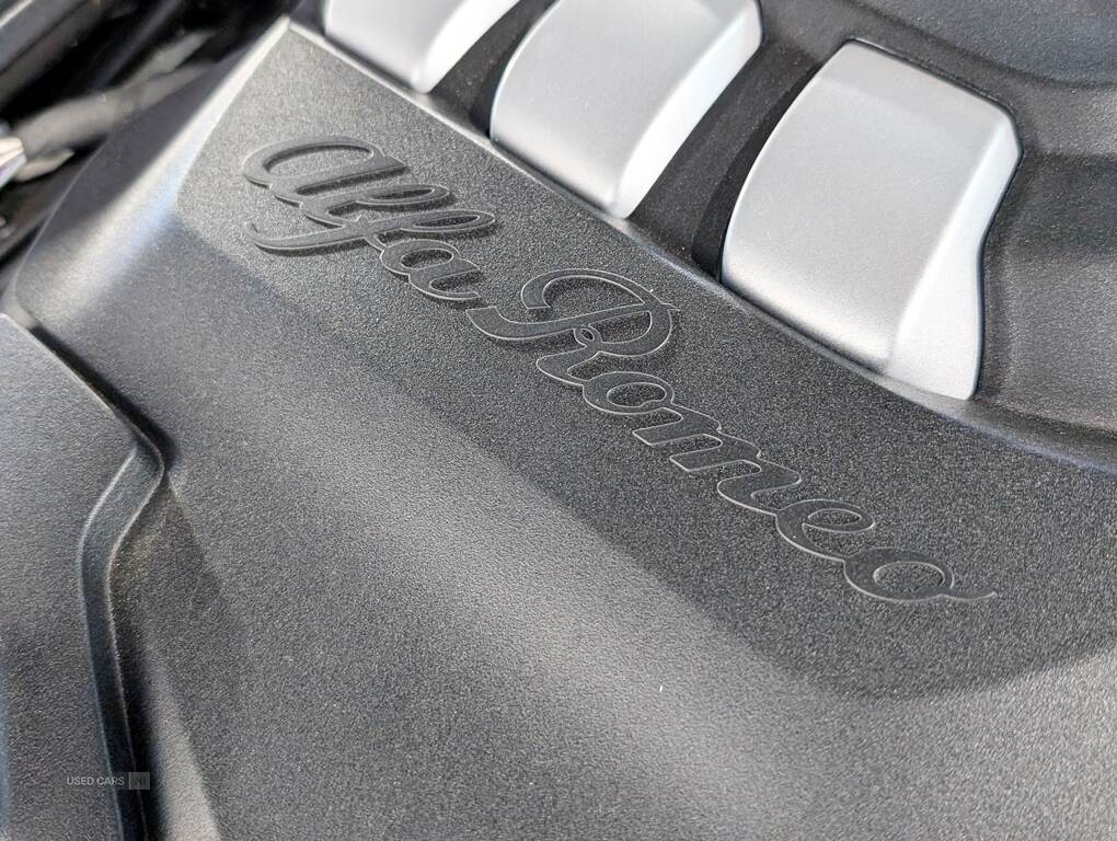 Jun 2024 Alfa Romeo Giulia 2.9 V6 BiTurbo Quadrifoglio 4dr Auto