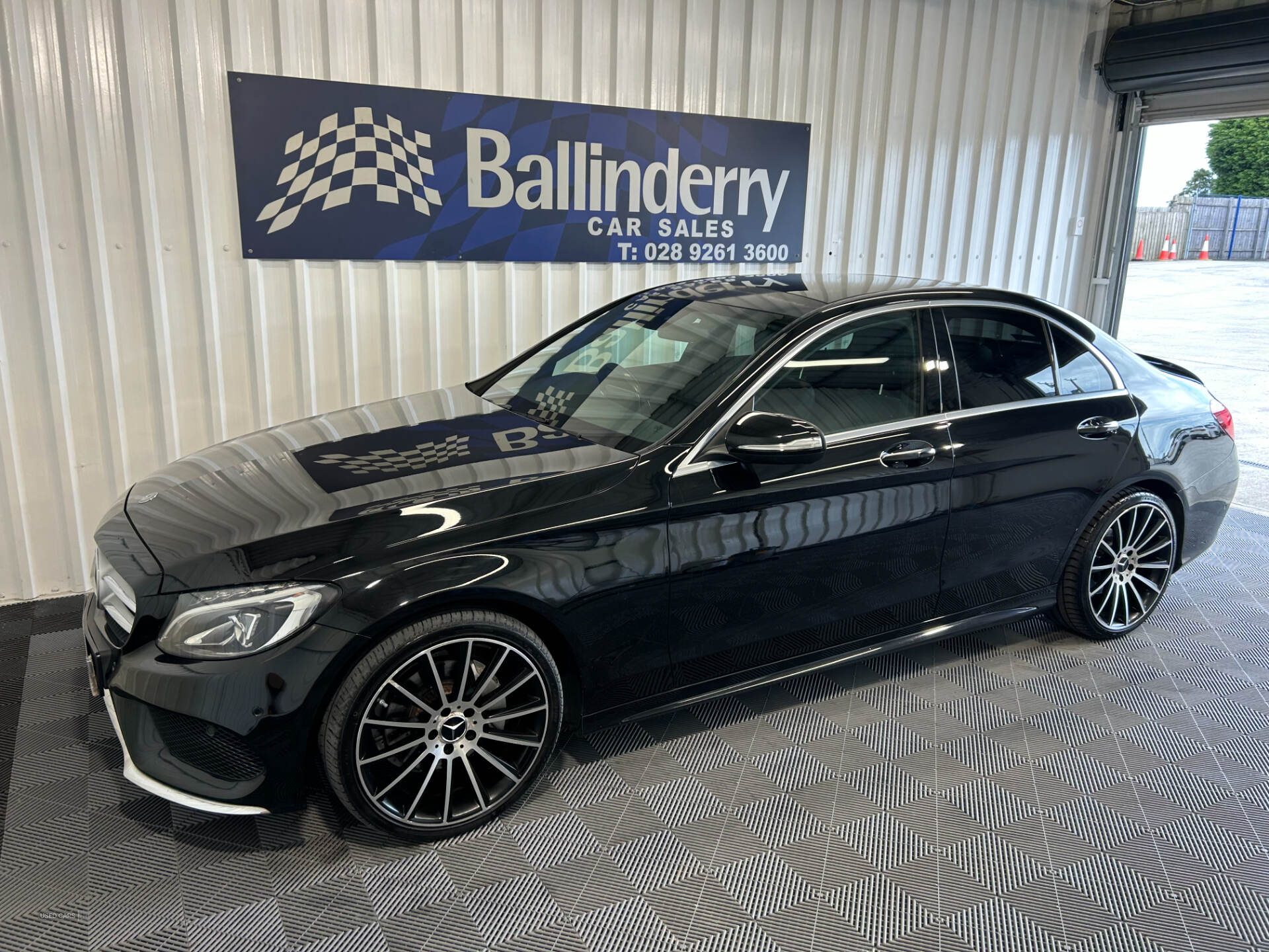 Jun 2015 Mercedes C-Class C220 BlueTEC AMG Line Premium Plus 4dr Auto