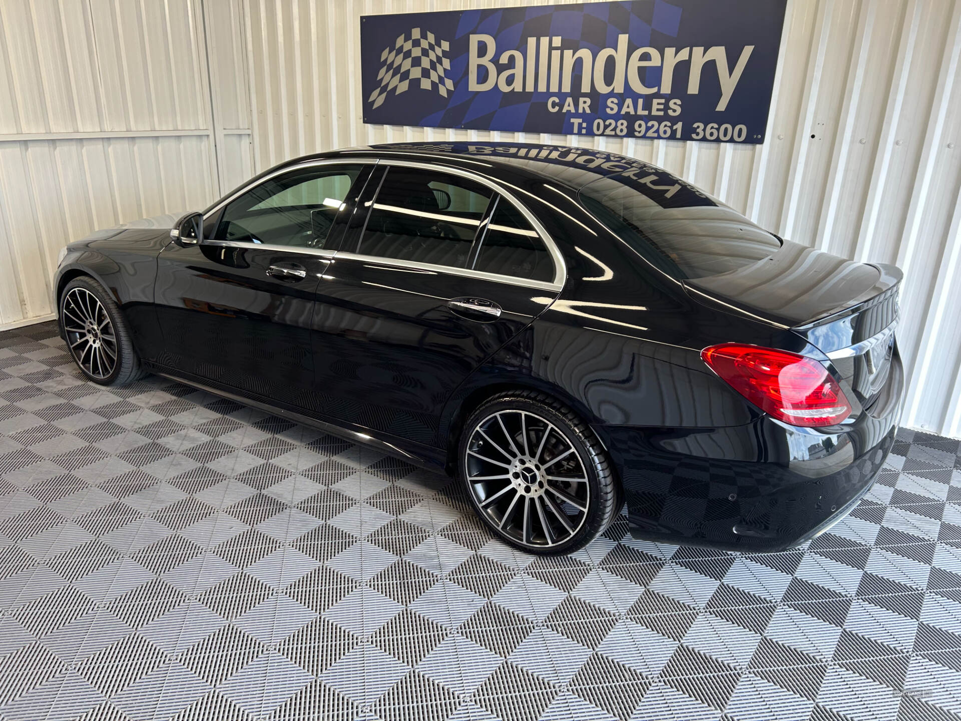 Jun 2015 Mercedes C-Class C220 BlueTEC AMG Line Premium Plus 4dr Auto