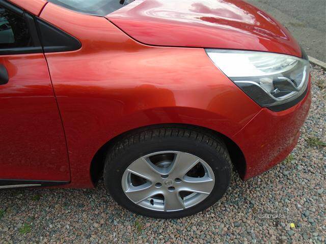 Jun 2014 Renault Clio 1.2 16V Dynamique MediaNav 5dr