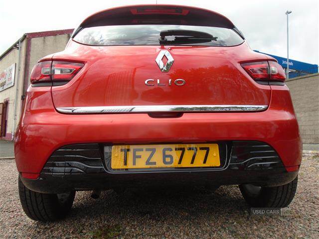 Jun 2014 Renault Clio 1.2 16V Dynamique MediaNav 5dr