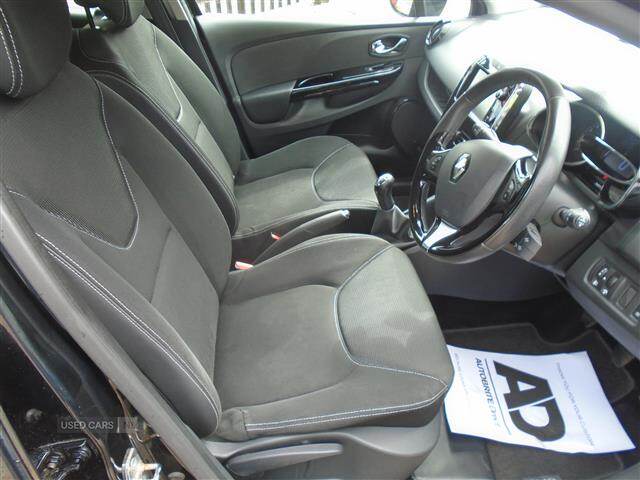 Nov 2013 Renault Clio 0.9 TCE 90 Dynamique MediaNav Energy 5dr