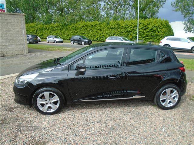 Nov 2013 Renault Clio 0.9 TCE 90 Dynamique MediaNav Energy 5dr