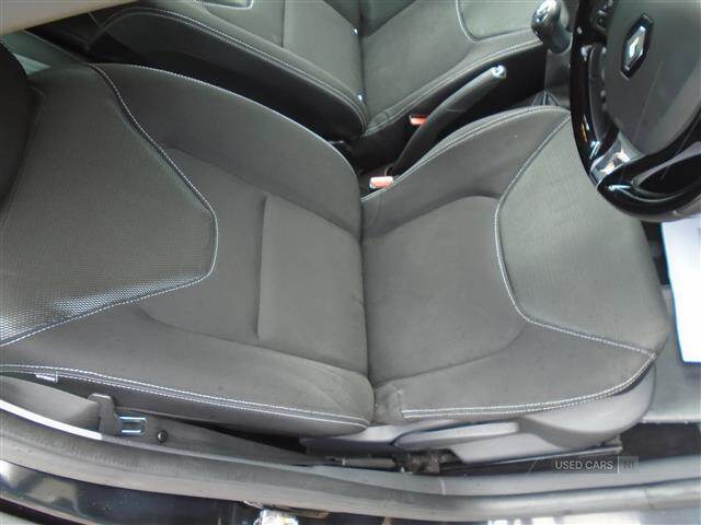 Nov 2013 Renault Clio 0.9 TCE 90 Dynamique MediaNav Energy 5dr
