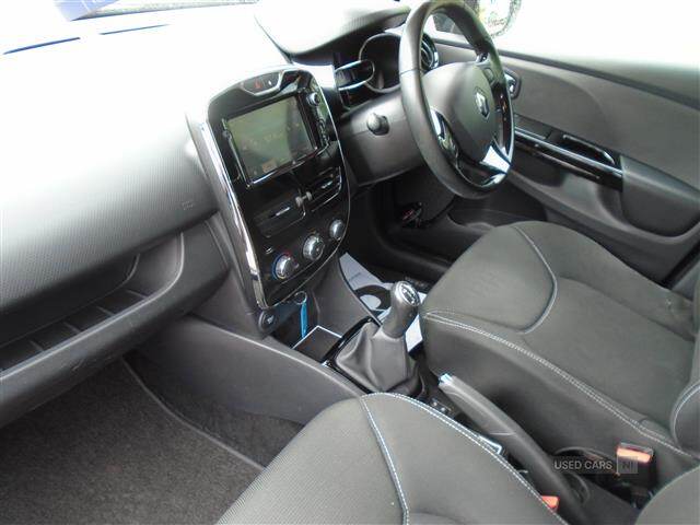 Nov 2013 Renault Clio 0.9 TCE 90 Dynamique MediaNav Energy 5dr