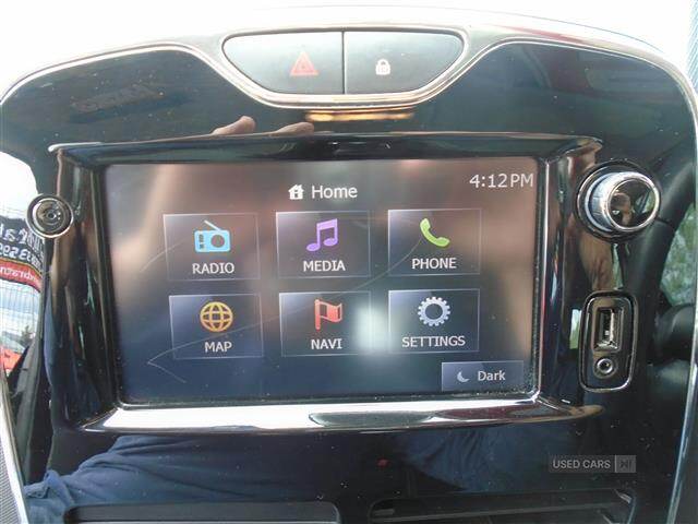 Nov 2013 Renault Clio 0.9 TCE 90 Dynamique MediaNav Energy 5dr