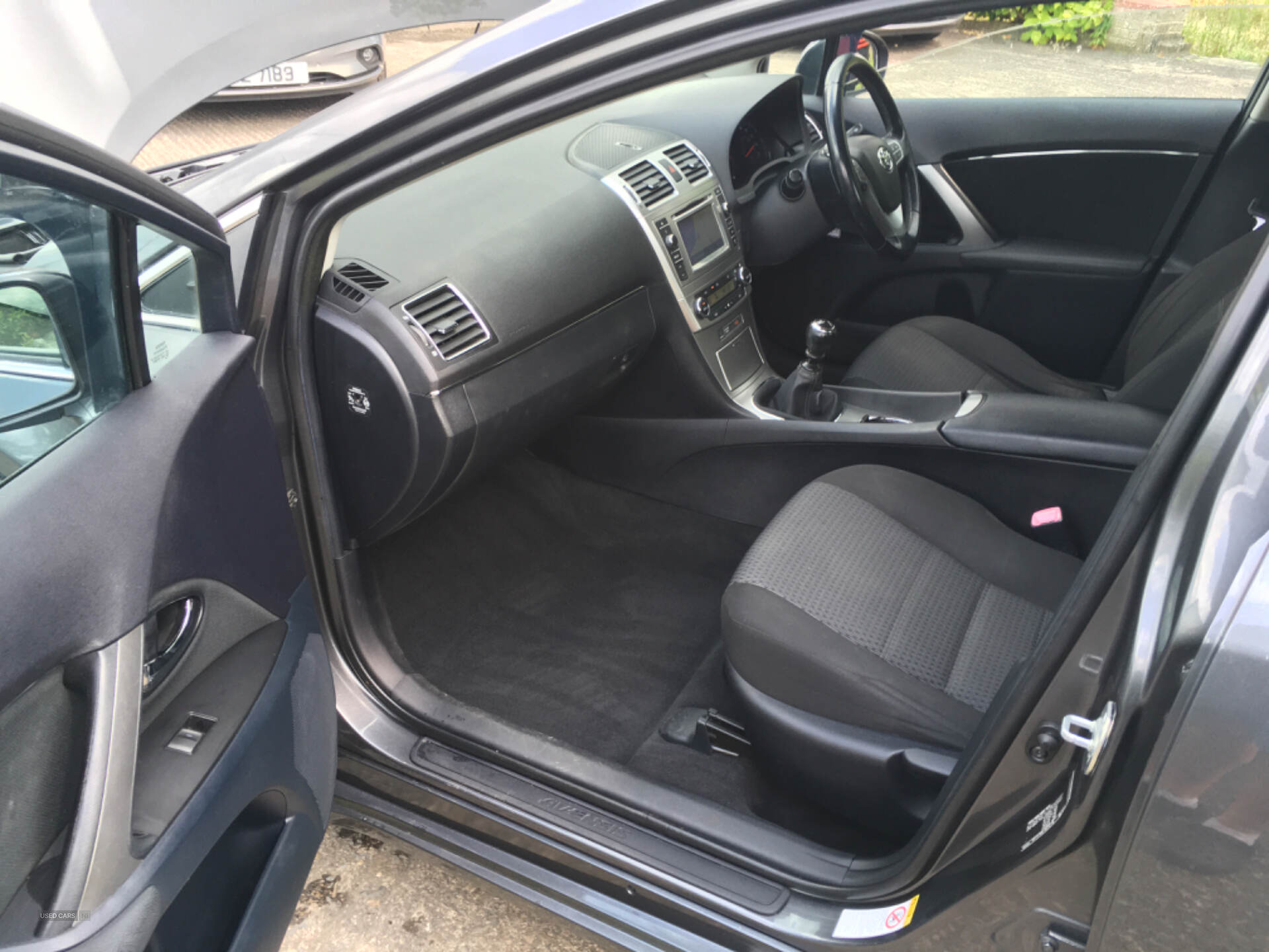 May 2013 Toyota Avensis 2.0 D-4D Icon 4dr