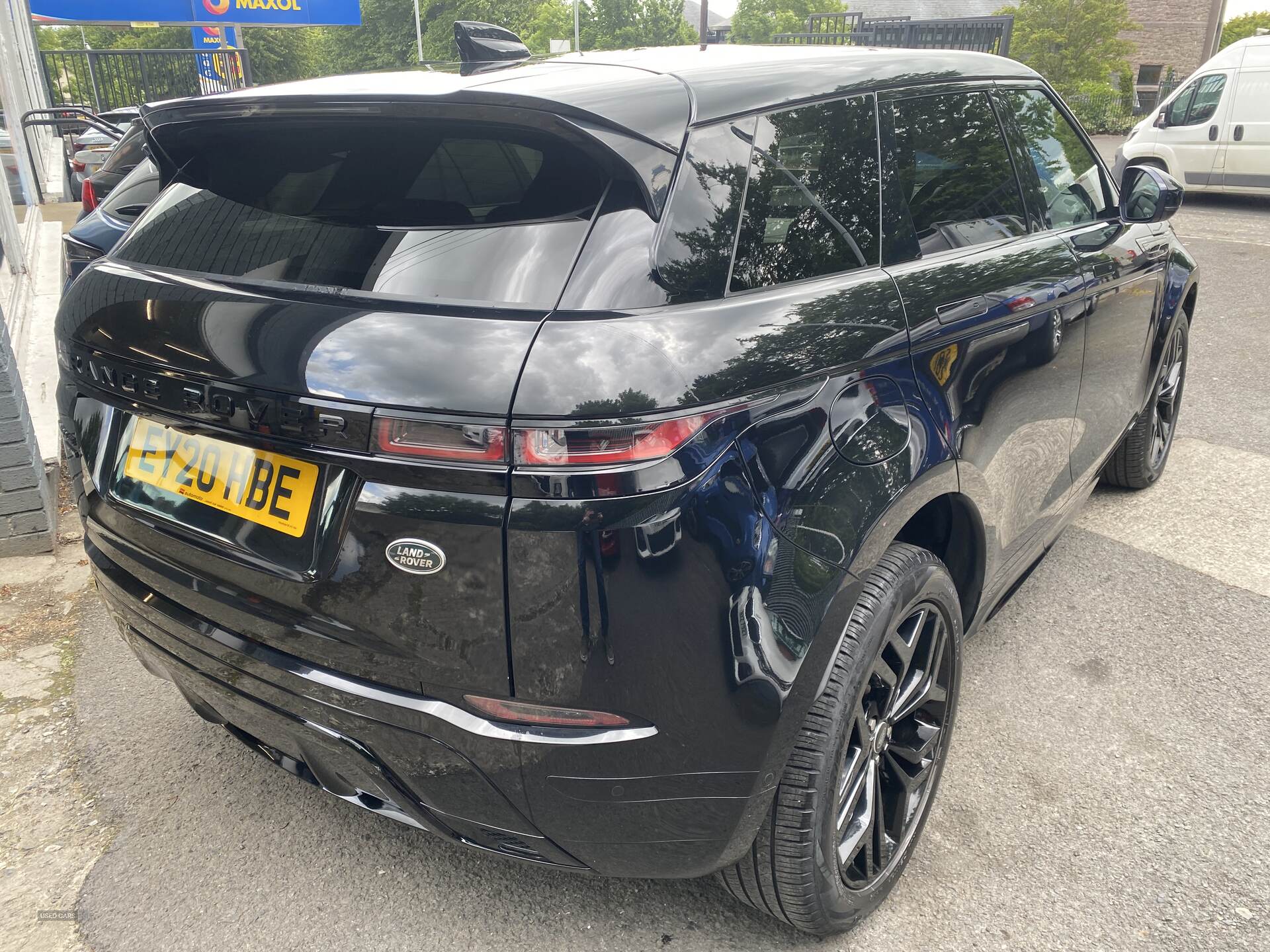 Mar 2020 Land Rover Range Rover Evoque 2.0 D180 R-Dynamic HSE 5dr Auto