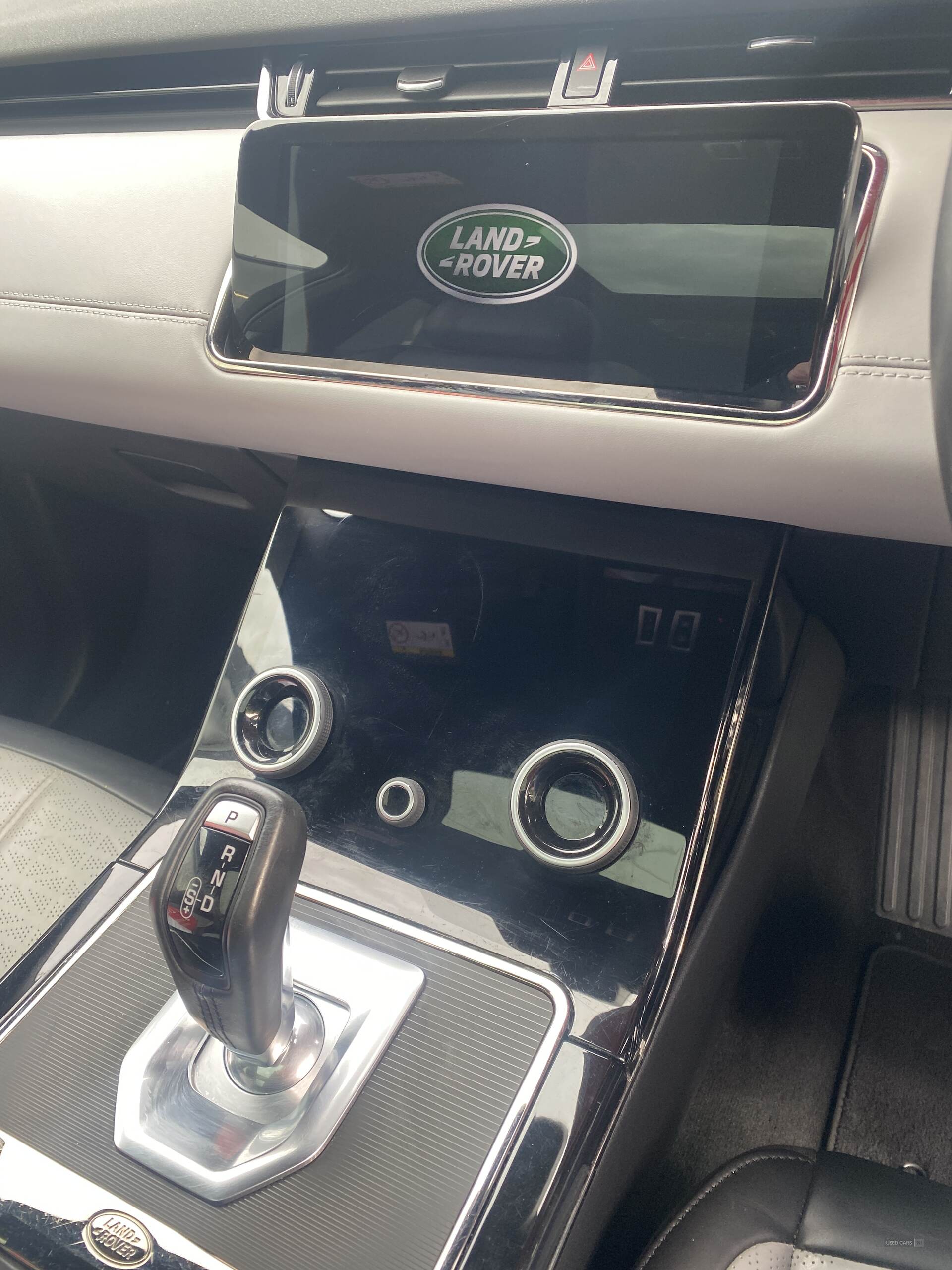 Mar 2020 Land Rover Range Rover Evoque 2.0 D180 R-Dynamic HSE 5dr Auto