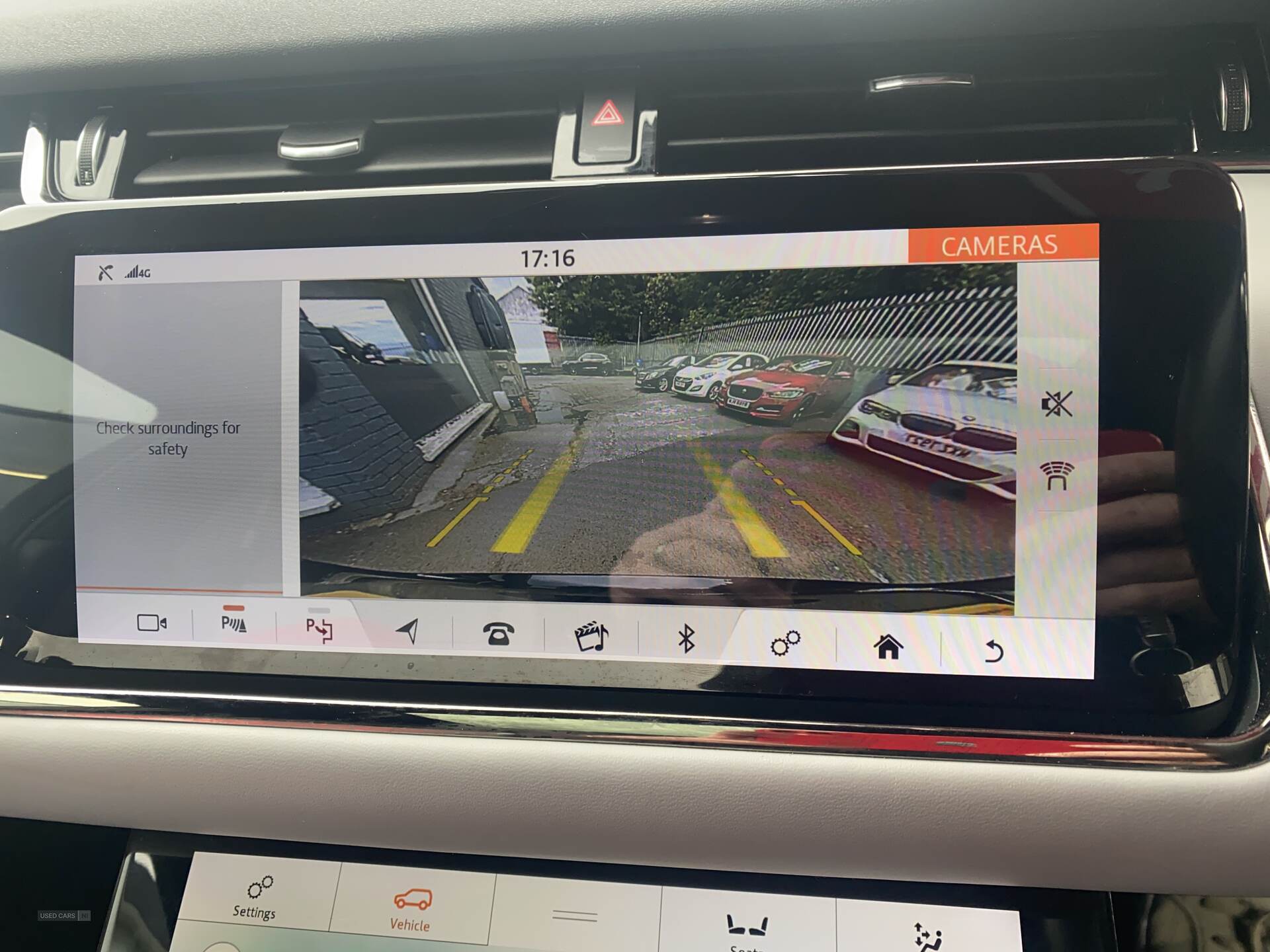 Mar 2020 Land Rover Range Rover Evoque 2.0 D180 R-Dynamic HSE 5dr Auto
