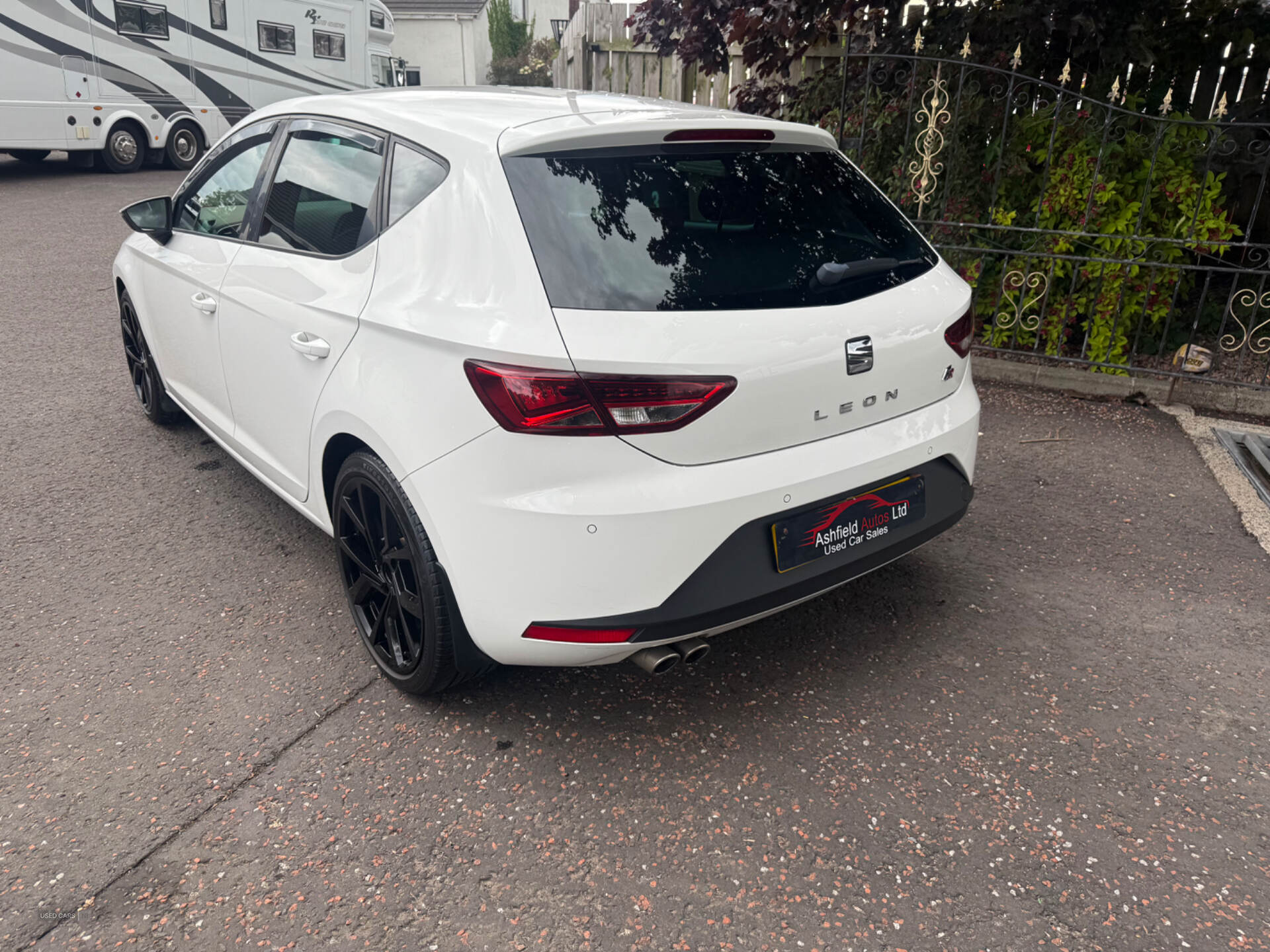 Seat Leon DIESEL HATCHBACK in Down