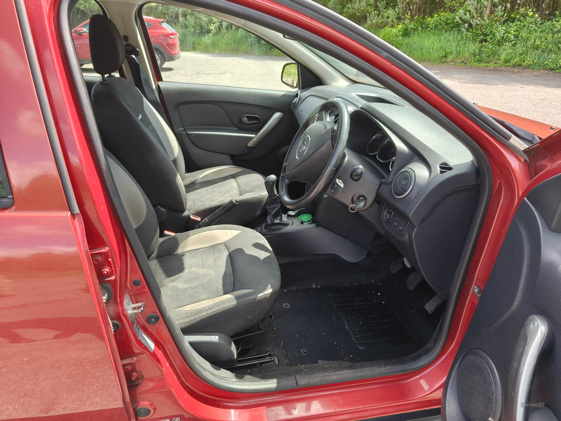 Dec 2014 Dacia Sandero Stepway 1.5 dCi Laureate 5dr