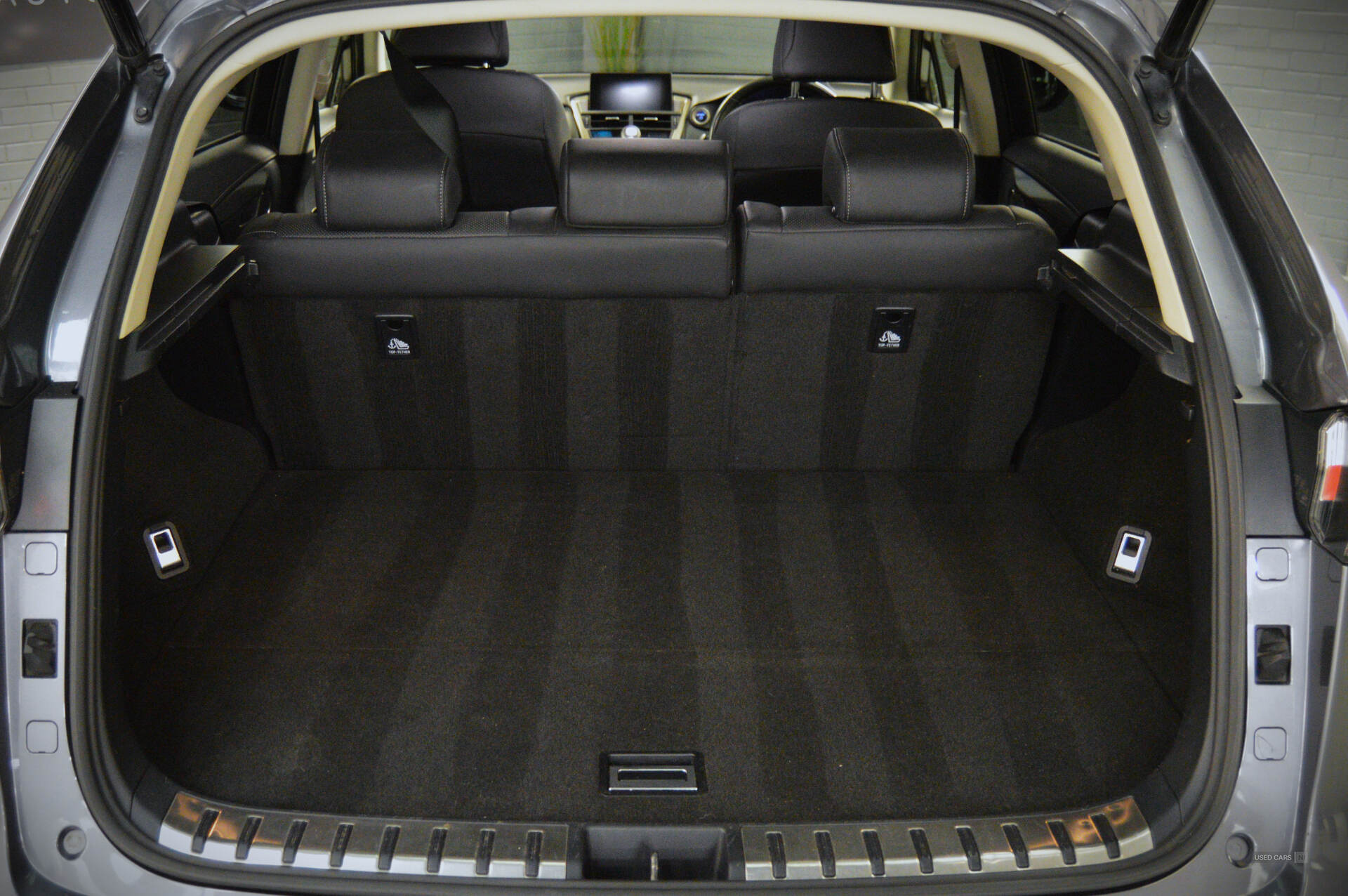 Mar 2017 Lexus NX-Series LUXURY - LEXUS NAV - CONVENIENCE PACK