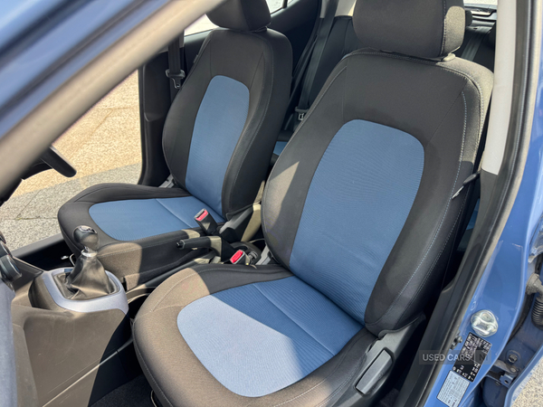 Hyundai i10 HATCHBACK in Down