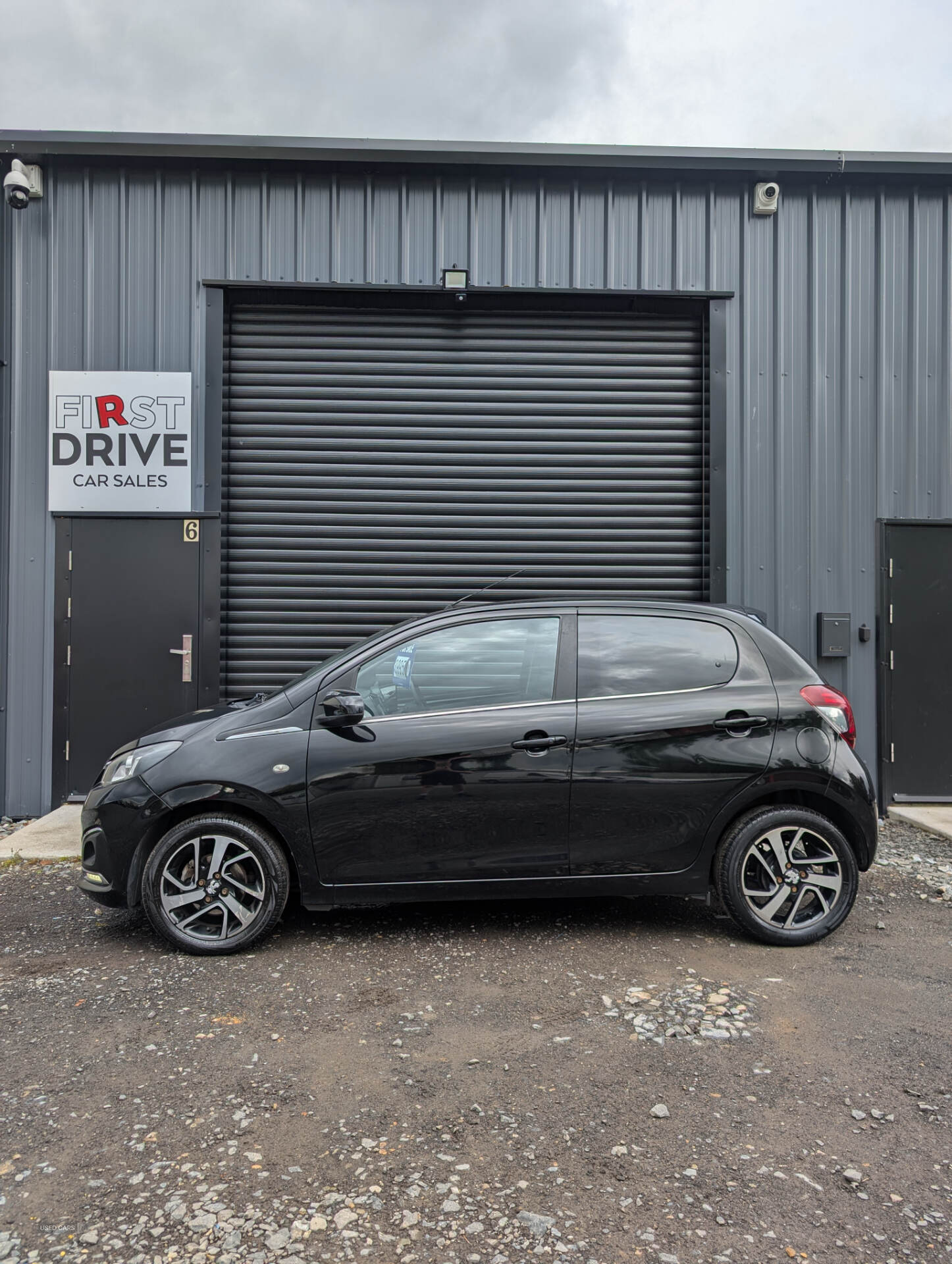 Apr 2016 Peugeot 108 1.2 PureTech Allure 5dr