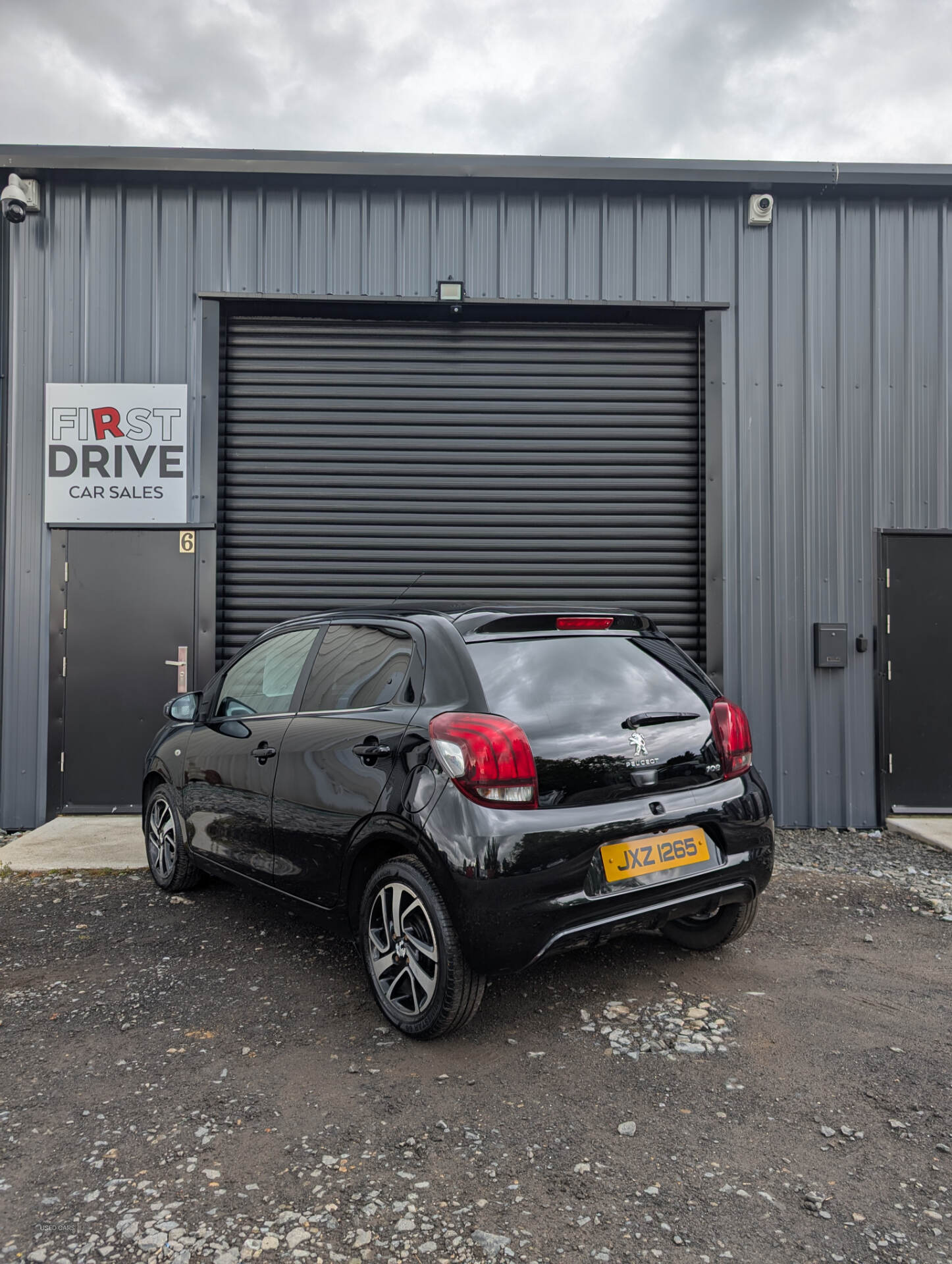 Apr 2016 Peugeot 108 1.2 PureTech Allure 5dr