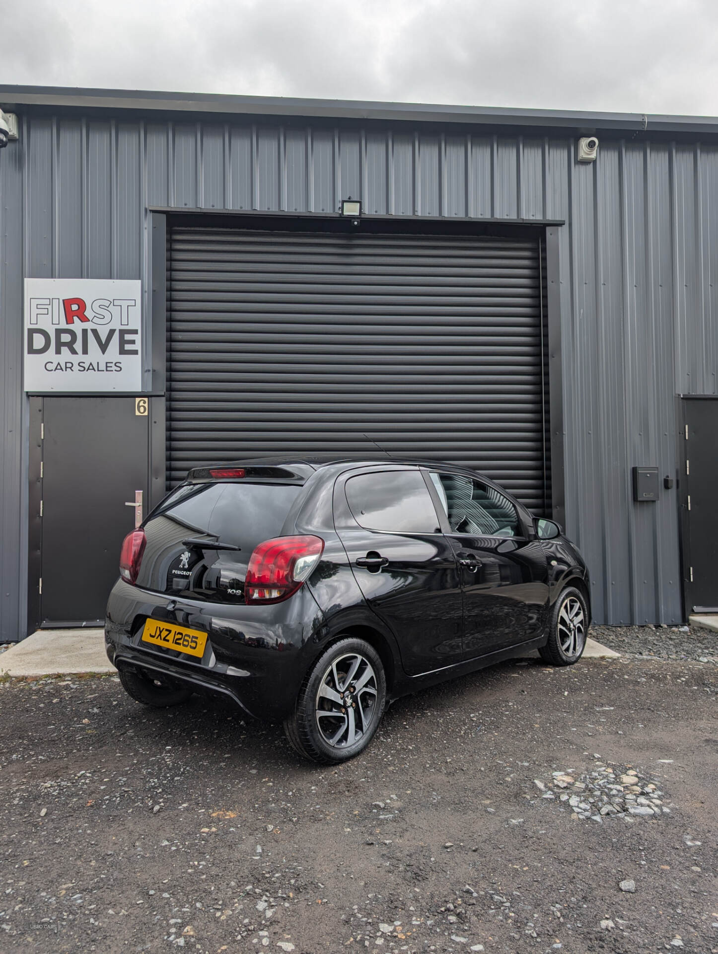 Apr 2016 Peugeot 108 1.2 PureTech Allure 5dr