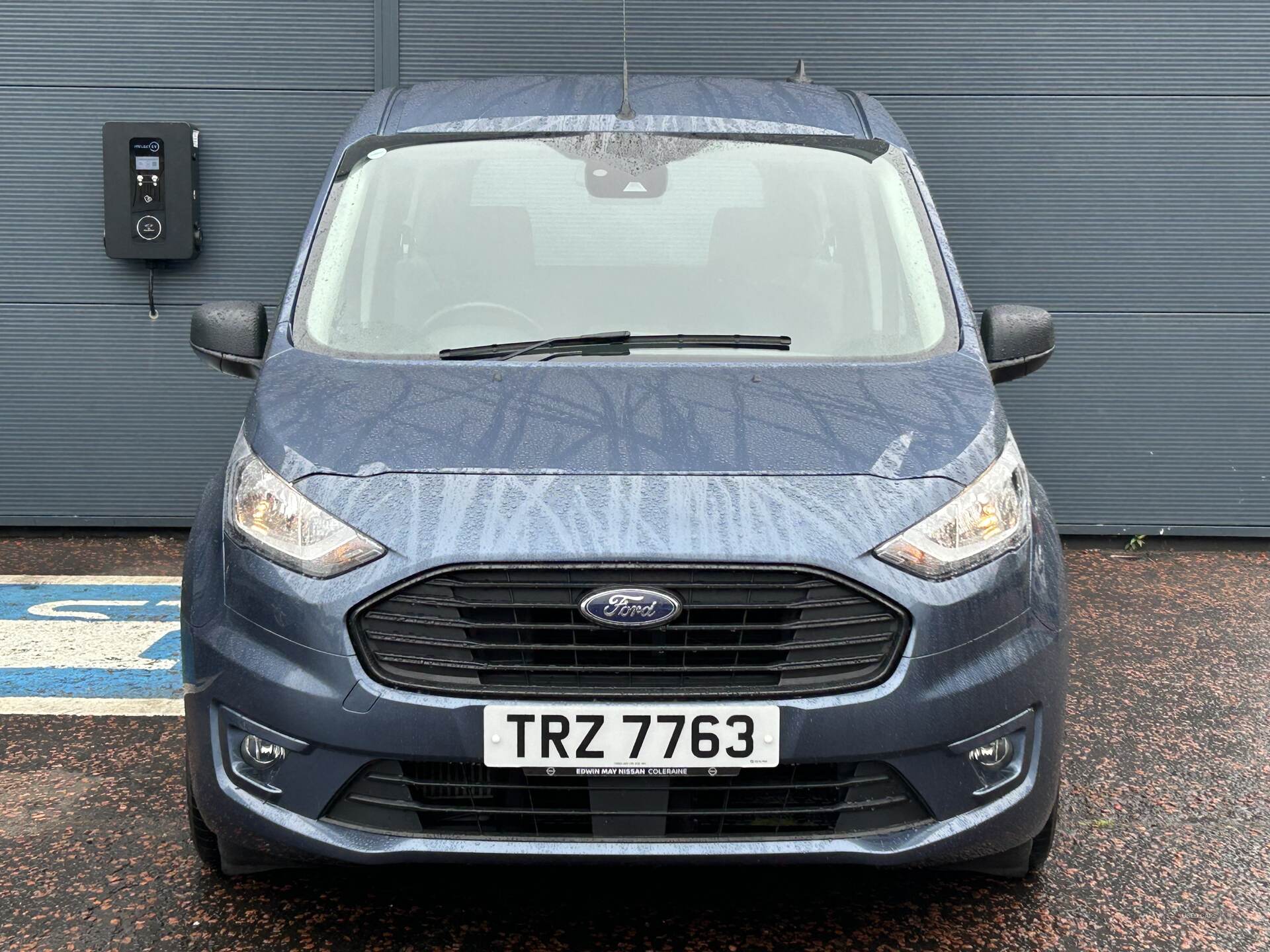 Jun 2022 Ford Grand Tourneo Connect 1.5 EcoBlue Zetec 5dr