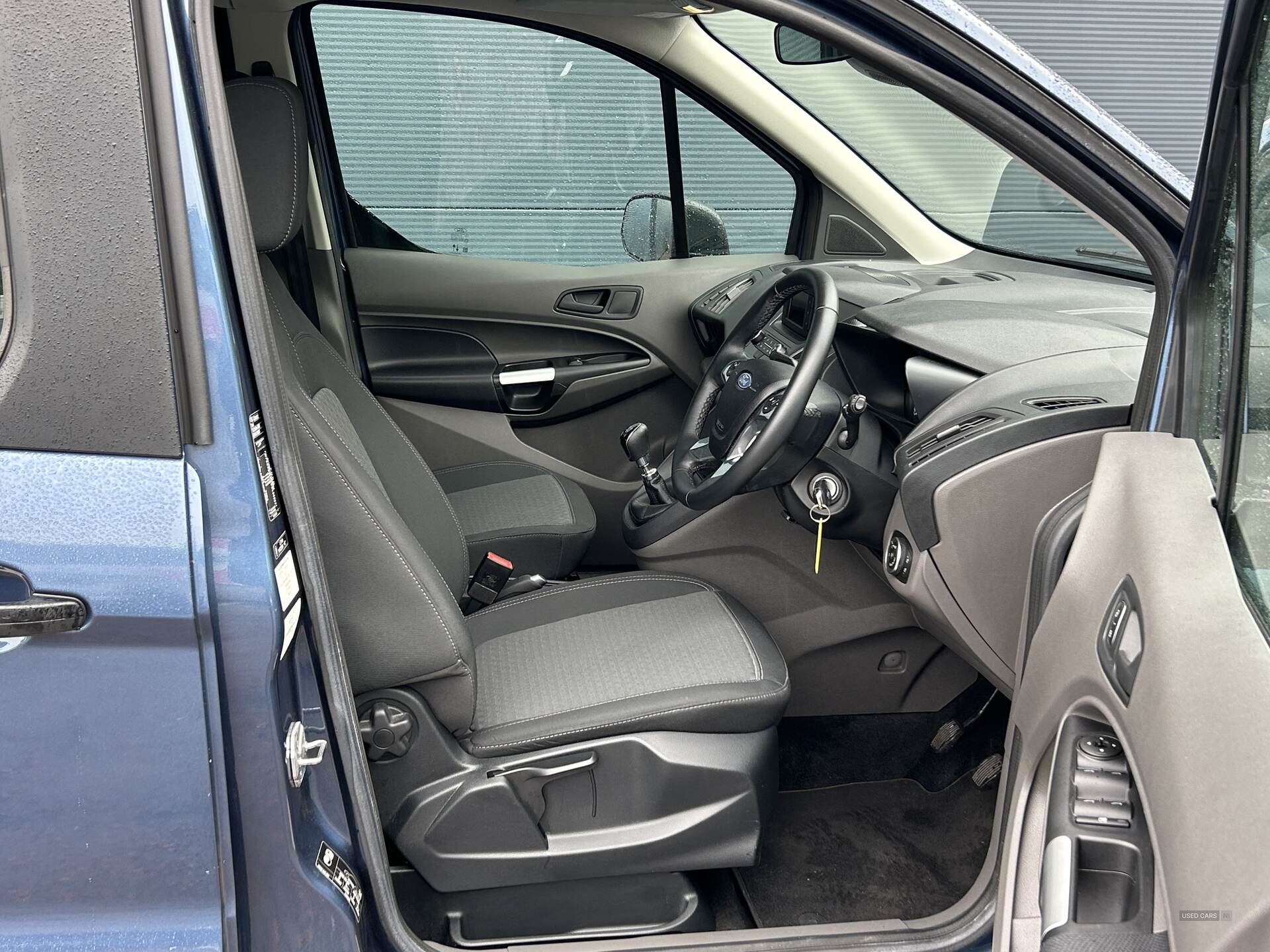 Jun 2022 Ford Grand Tourneo Connect 1.5 EcoBlue Zetec 5dr