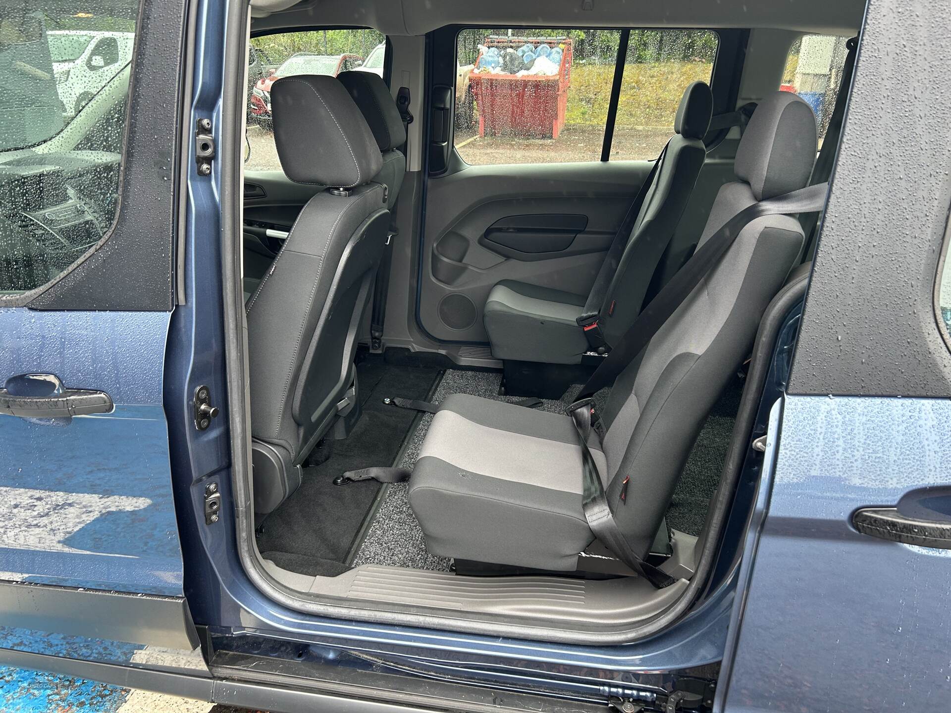 Jun 2022 Ford Grand Tourneo Connect 1.5 EcoBlue Zetec 5dr
