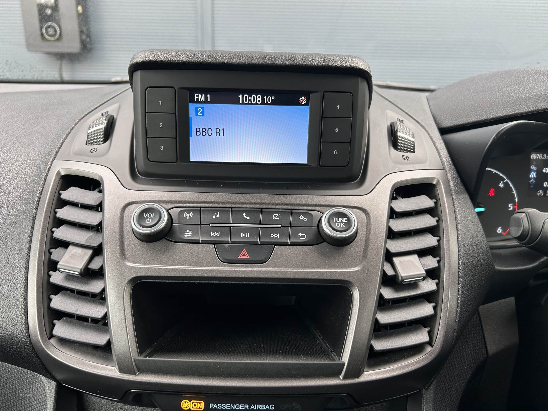 Jun 2022 Ford Grand Tourneo Connect 1.5 EcoBlue Zetec 5dr