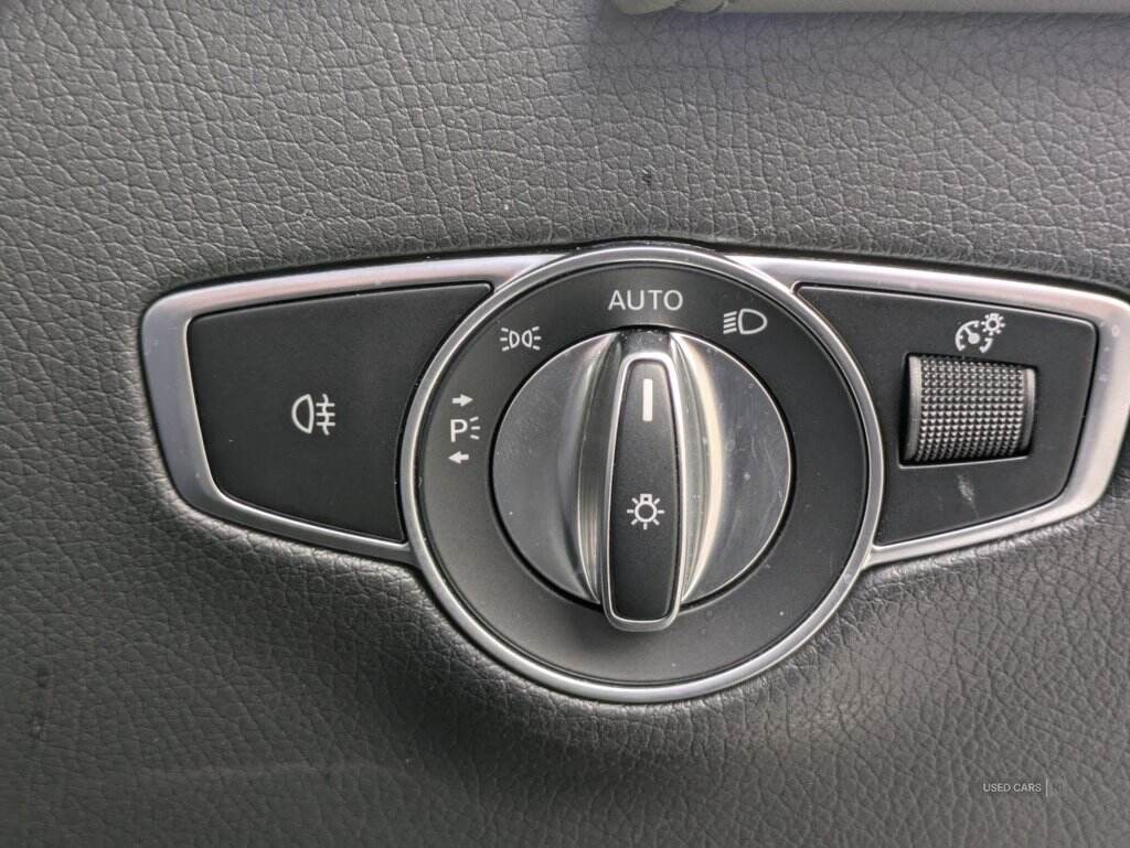 Mar 2022 Mercedes-Benz EQC EQC 400 300kW AMG Line Premium Plus 80kWh 5dr Auto