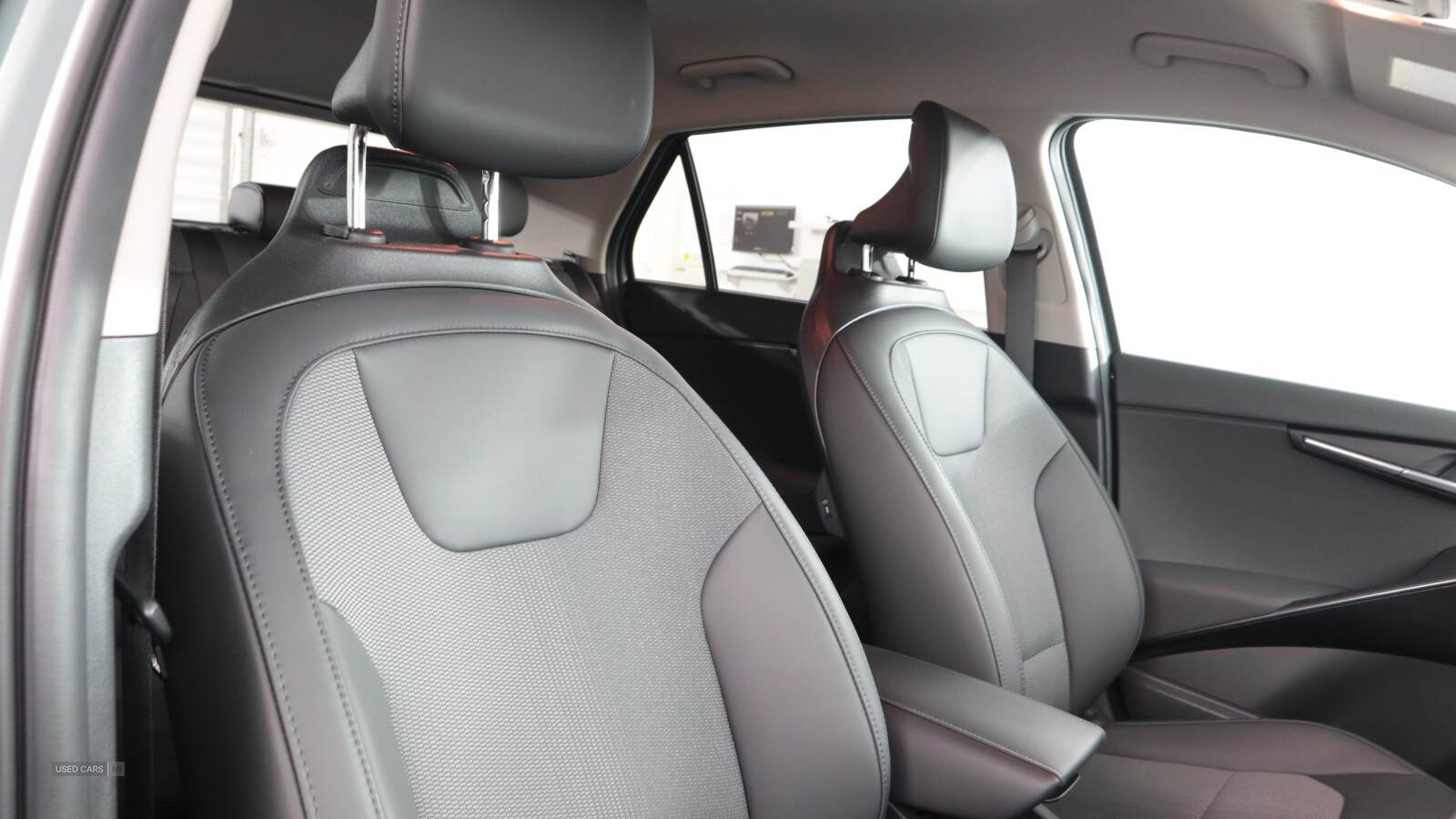 Apr 2024 Kia Niro 150kW 3 65kWh 5dr Auto