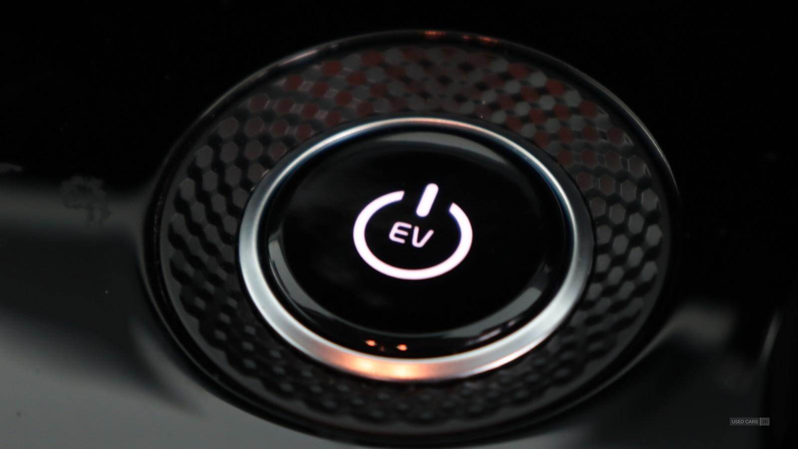 Apr 2024 Kia Niro 150kW 3 65kWh 5dr Auto
