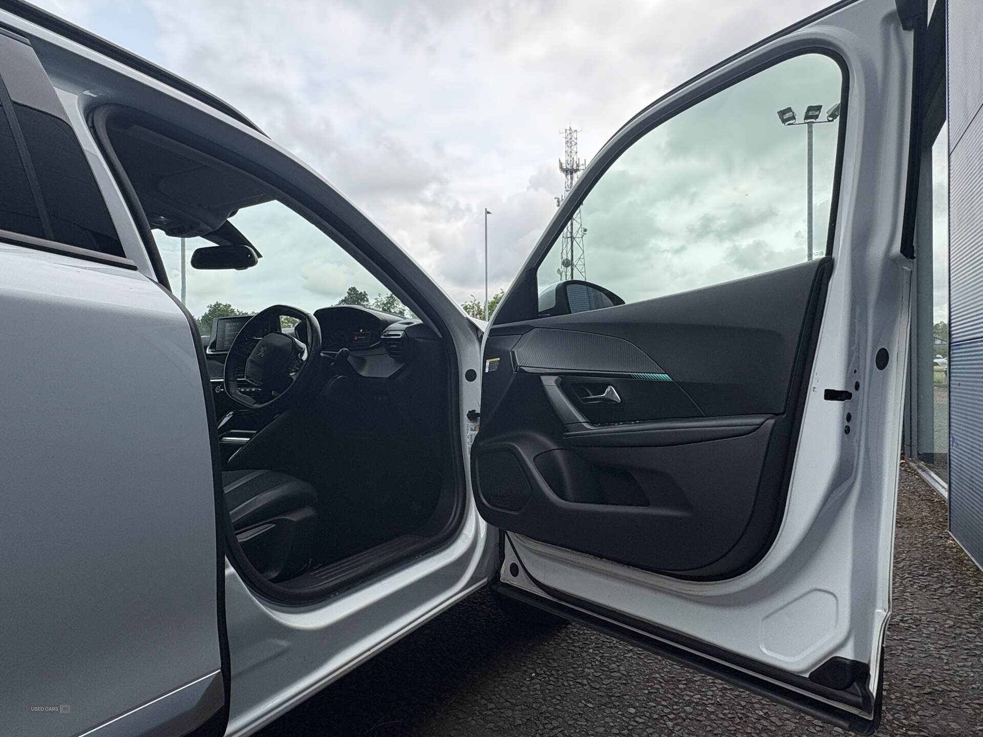 May 2021 Peugeot 2008 1.2 PureTech Allure 5dr