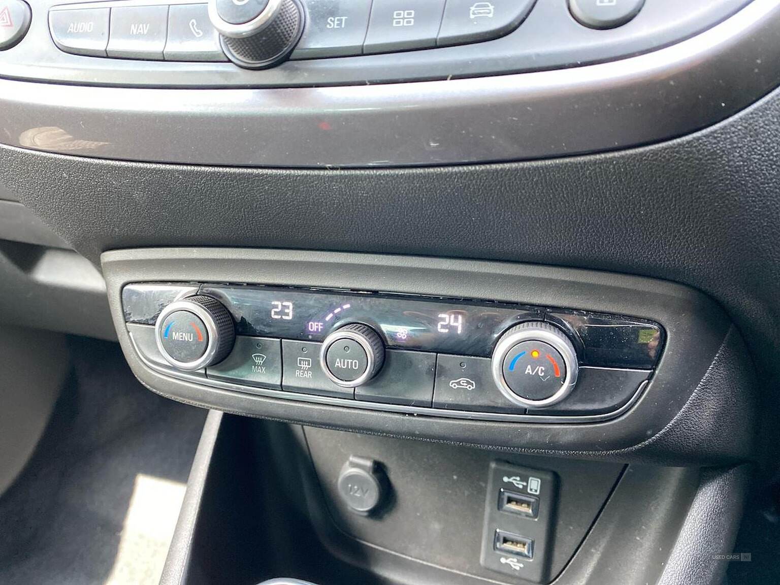 Mar 2019 Vauxhall Crossland X 1.2T [110] Tech Line Nav 5Dr [Start Stop] Auto