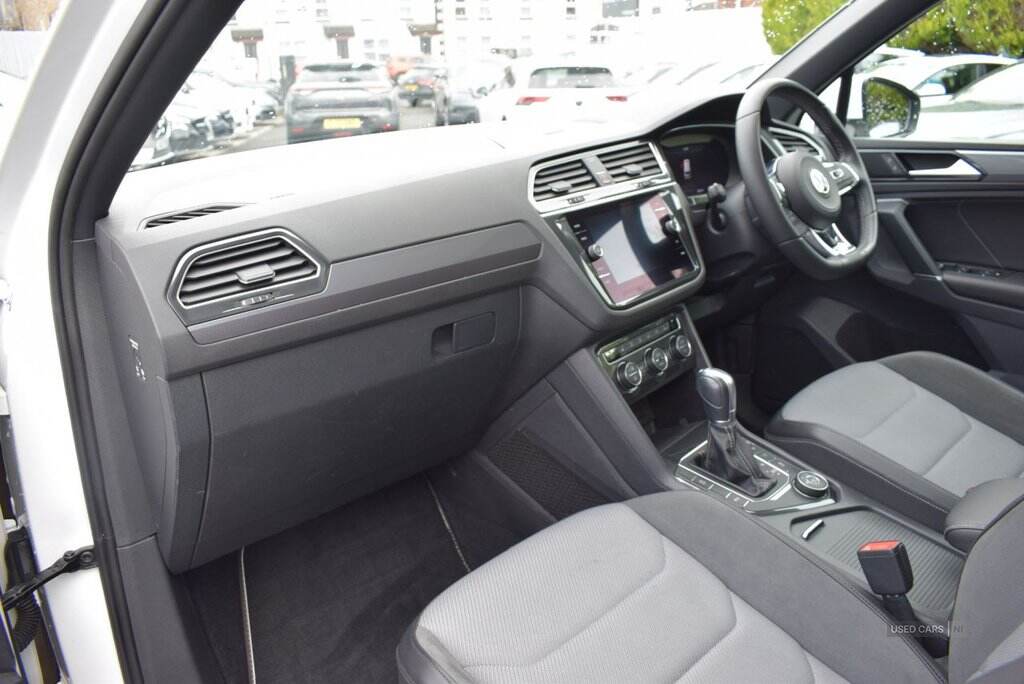 Feb 2018 Volkswagen Tiguan 2.0 TDi 150 4Motion R-Line 5dr DSG