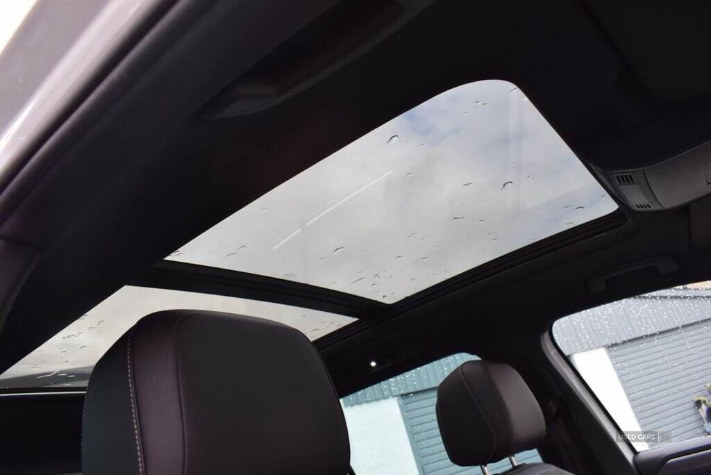 Feb 2018 Volkswagen Tiguan 2.0 TDi 150 4Motion R-Line 5dr DSG