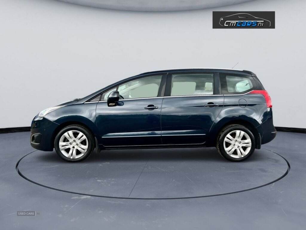 Jan 2016 Peugeot 5008 1.6 BlueHDi 120 Active 5dr