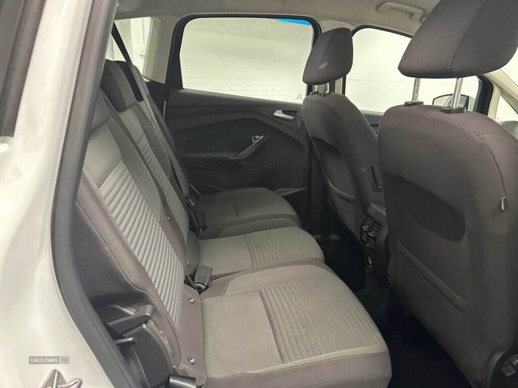 Jan 2017 Ford C-max 1.5 TDCi Titanium 5dr