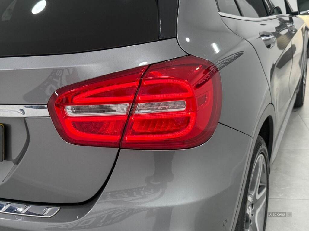 Oct 2016 Mercedes-Benz GLA GLA 200d AMG Line 5dr Auto [Premium Plus]