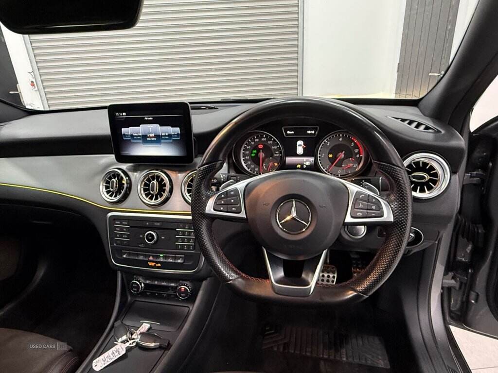 Oct 2016 Mercedes-Benz GLA GLA 200d AMG Line 5dr Auto [Premium Plus]