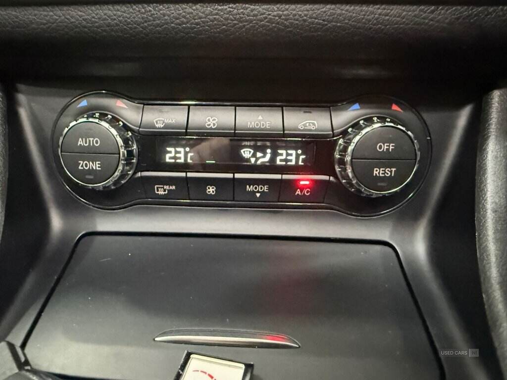 Oct 2016 Mercedes-Benz GLA GLA 200d AMG Line 5dr Auto [Premium Plus]