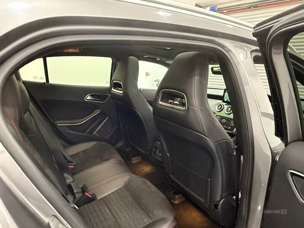 Oct 2016 Mercedes-Benz GLA GLA 200d AMG Line 5dr Auto [Premium Plus]