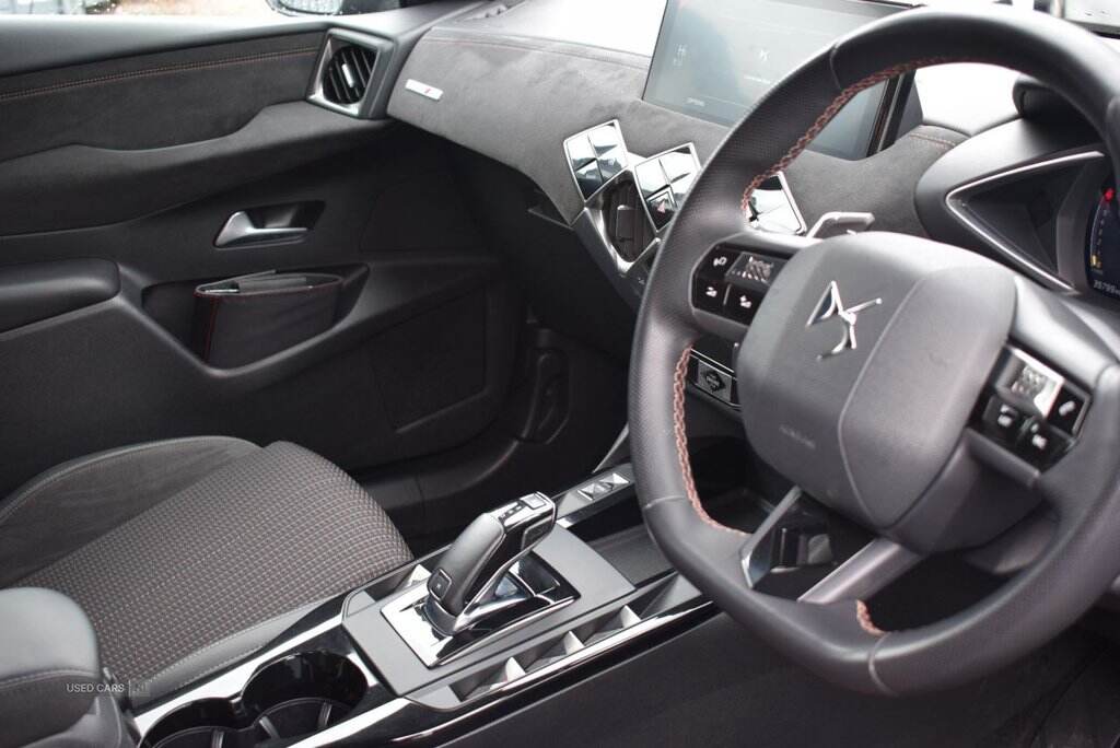  2021 DS AUTOMOBILES DS 3 CROSSBACK 1.2 PureTech Performance Line + Crossback 5dr Petrol EAT8 Euro 6 (s/s) (130 ps) **DIGITAL DASH**