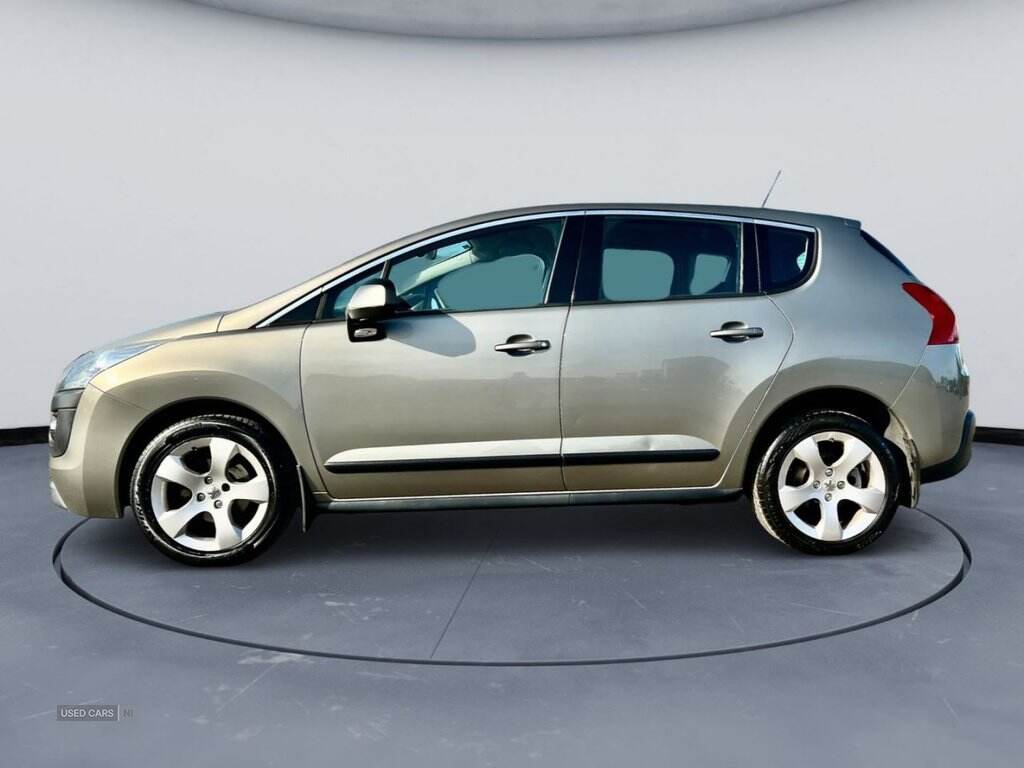 Apr 2013 Peugeot 3008 1.6 HDi Active 5dr