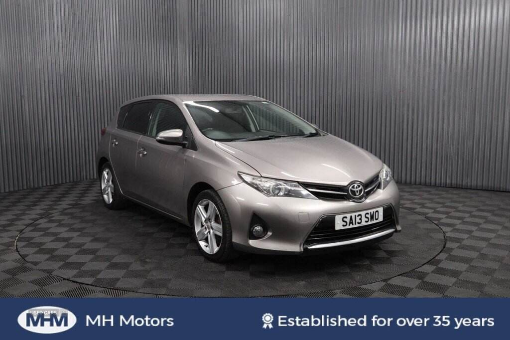 Mar 2013 Toyota Auris 1.6 V-Matic Sport 5dr
