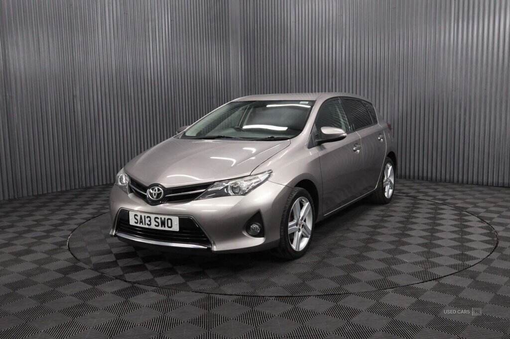 Mar 2013 Toyota Auris 1.6 V-Matic Sport 5dr