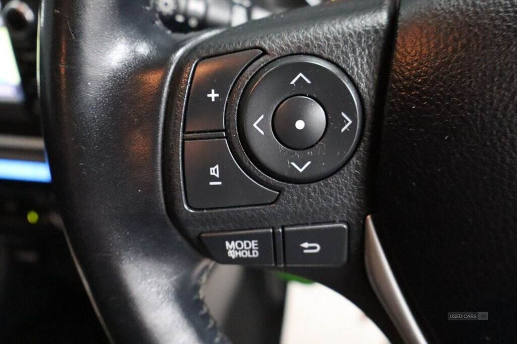 Mar 2013 Toyota Auris 1.6 V-Matic Sport 5dr