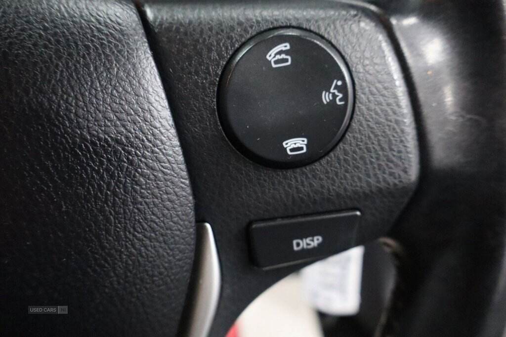 Mar 2013 Toyota Auris 1.6 V-Matic Sport 5dr