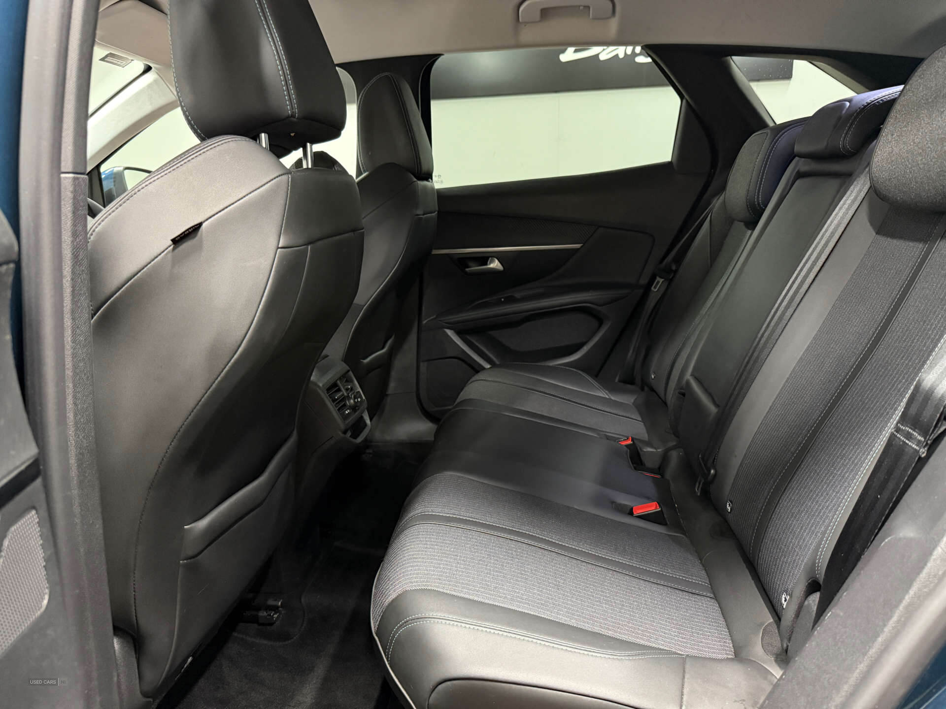 Dec 2020 Peugeot 3008 1.5 BlueHDi Allure 5dr EAT8